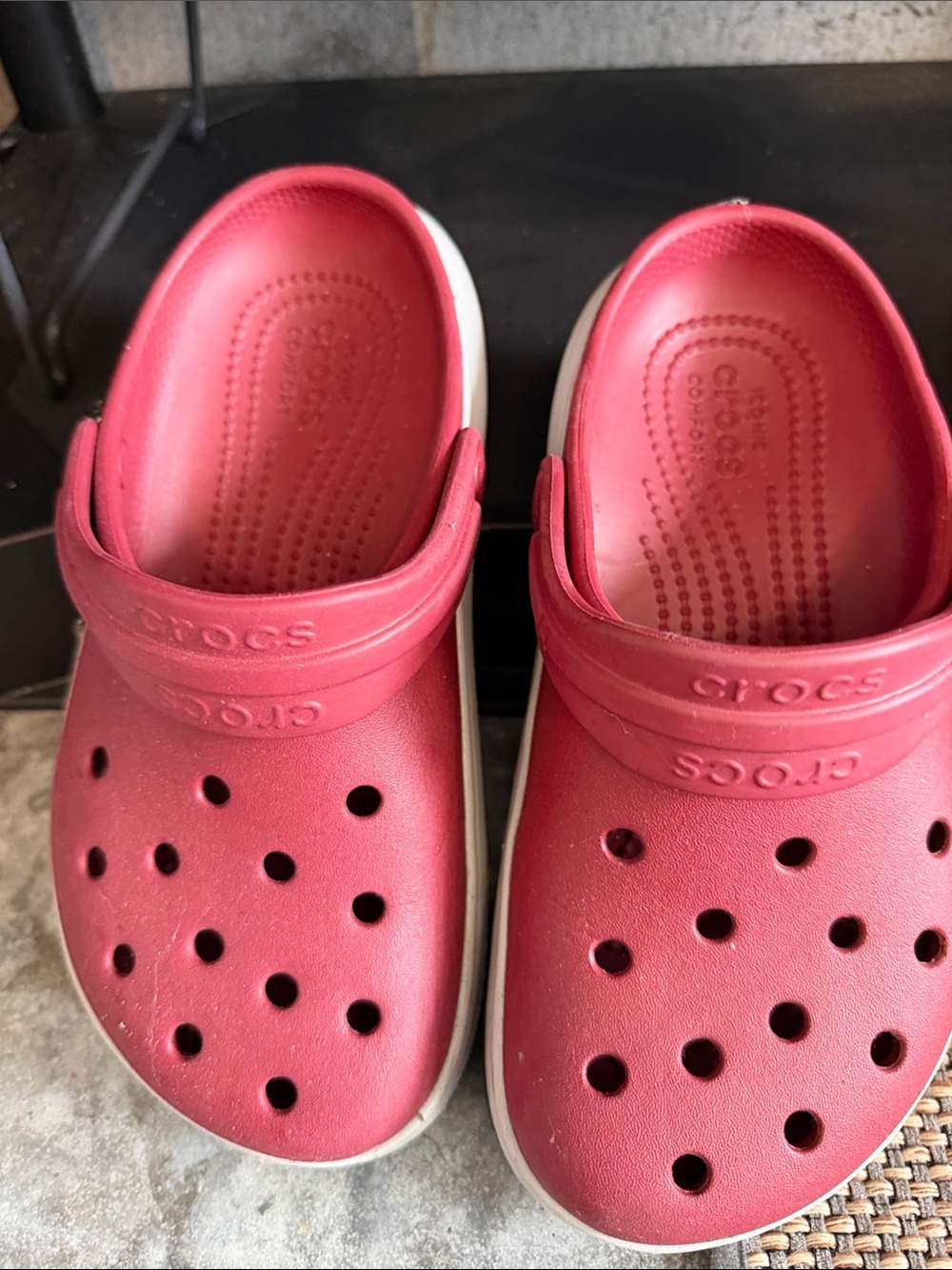 CROCS Classic Clogs in Red with Geat Sole